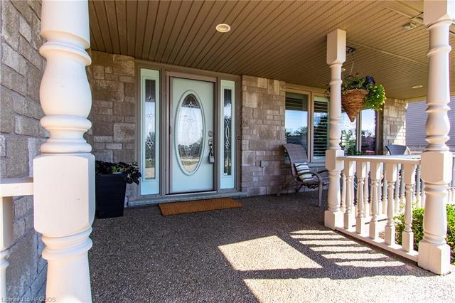 883 Maplewood Dr, House detached with 4 bedrooms, 2 bathrooms and 6 parking in Port Elgin ON | Image 4