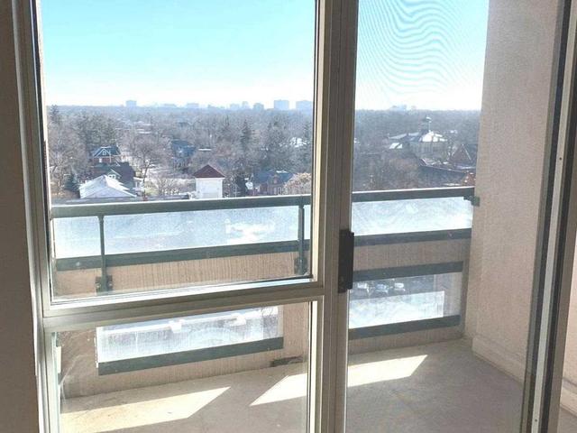 909 - 1 Belvedere Crt, Condo with 1 bedrooms, 1 bathrooms and 1 parking in Brampton ON | Image 3