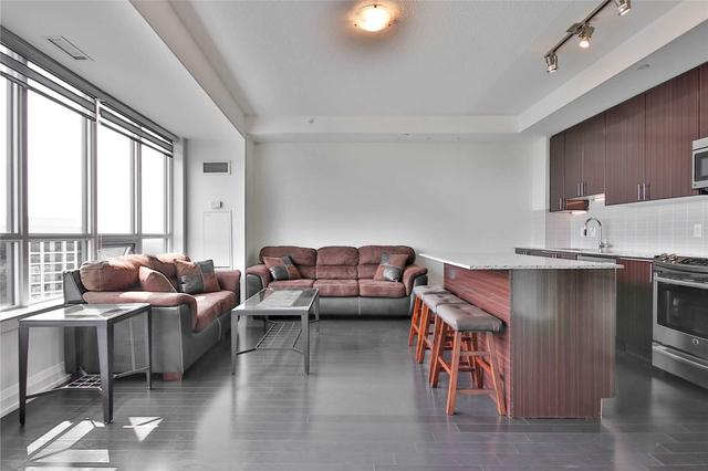 PH-212 - 7161 Yonge St, Condo with 1 bedrooms, 1 bathrooms and 226 parking in Thornhill ON | Image 1