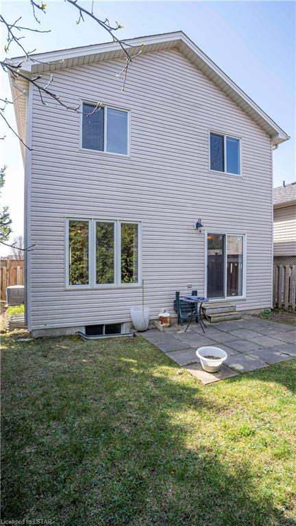 884 Blythwood Rd, House detached with 3 bedrooms, 2 bathrooms and 2 parking in London ON | Image 22