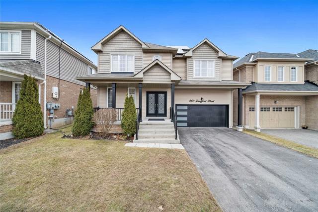 960 Langford St, House detached with 4 bedrooms, 3 bathrooms and 8 parking in Oshawa ON | Image 1