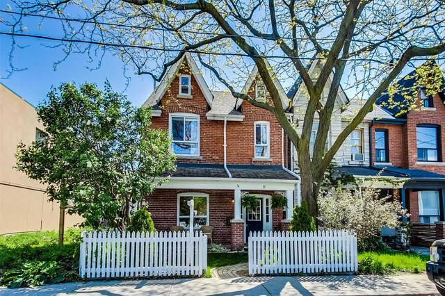 9 Hook Ave, House semidetached with 4 bedrooms, 2 bathrooms and 2 parking in Toronto ON | Image 12