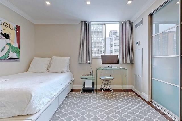 PH2 - 1055 Bay St, Condo with 2 bedrooms, 2 bathrooms and 1 parking in Toronto ON | Image 16