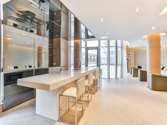 909 - 99 The Donway W, Condo with 2 bedrooms, 2 bathrooms and 1 parking in Toronto ON | Image 4