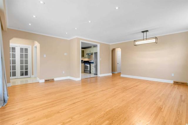 90 Bloor St E, House detached with 3 bedrooms, 1 bathrooms and 4 parking in Toronto ON | Image 27