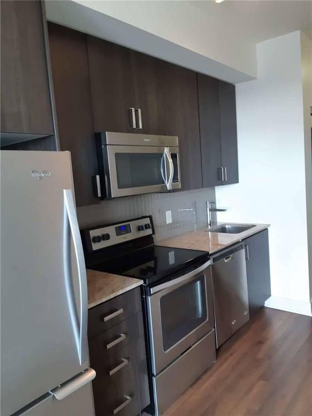 PH21 - 7608 Yonge St, Condo with 1 bedrooms, 1 bathrooms and 1 parking in Thornhill ON | Image 2