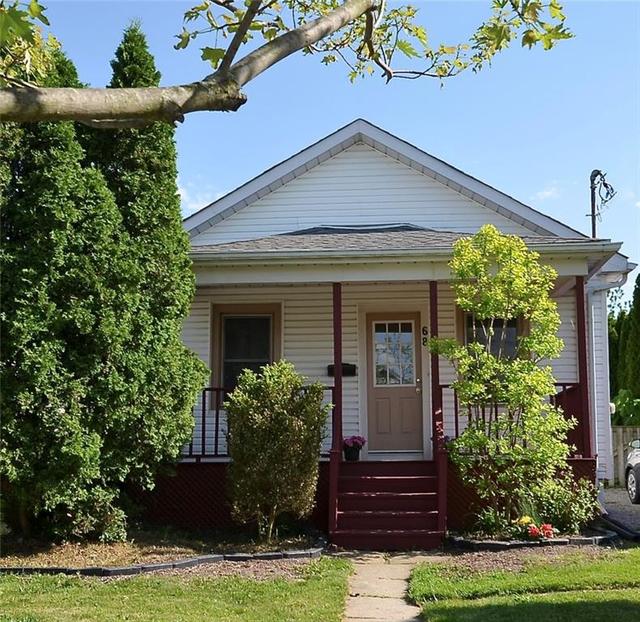 68 Hamilton St, House detached with 3 bedrooms, 2 bathrooms and 3 parking in St. Catharines ON | Image 1