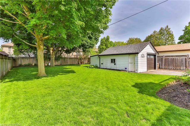 56 Fulton St, House detached with 3 bedrooms, 2 bathrooms and 5 parking in Brantford ON | Image 43