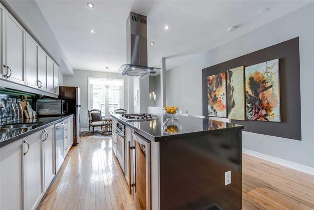 MAIN - 307B Coxwell Ave, House attached with 3 bedrooms, 1 bathrooms and 1 parking in Toronto ON | Image 4