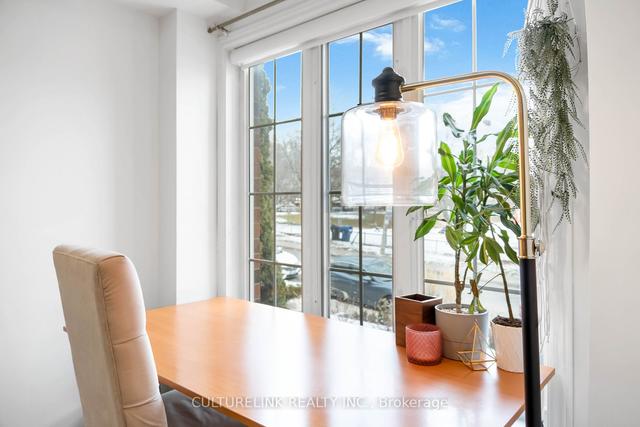 MAIN2ND - 910 St Clarens Ave, House detached with 3 bedrooms, 2 bathrooms and 0 parking in Toronto ON | Image 29