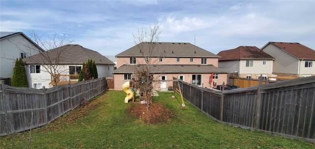 MAIN - 185 Thrushwood Dr, House semidetached with 3 bedrooms, 3 bathrooms and 2 parking in Barrie ON | Image 22