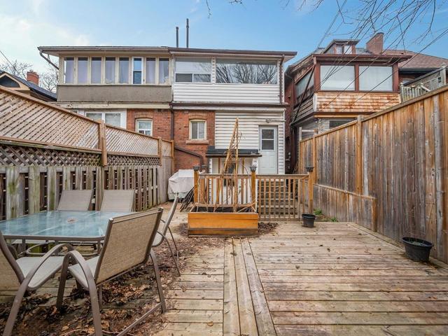 MAIN - 17 Boustead Ave, House detached with 2 bedrooms, 2 bathrooms and 0 parking in Toronto ON | Image 9