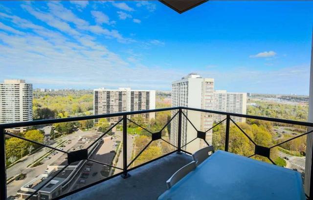 PH201 - 135 Wynford Dr, Condo with 2 bedrooms, 2 bathrooms and 2 parking in North York ON | Image 9