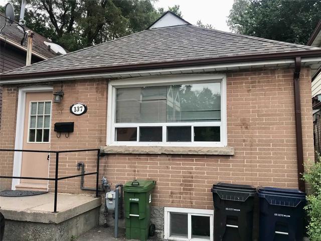 MAIN - 137 Sheppard Ave W, House detached with 2 bedrooms, 1 bathrooms and 1 parking in North York ON | Image 1