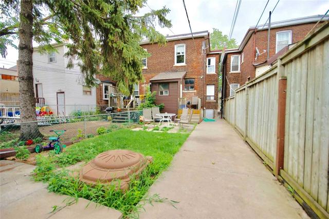 MAIN - 118 Symington Ave, House semidetached with 1 bedrooms, 1 bathrooms and 1 parking in Toronto ON | Image 7