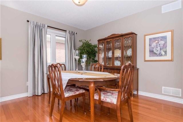 90 Cassels Rd E, House detached with 2 bedrooms, 3 bathrooms and 4 parking in Whitby ON | Image 4
