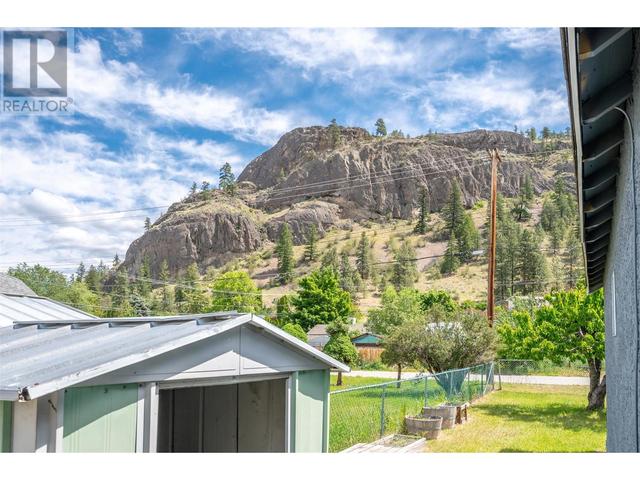 11214 Adams Ave, House detached with 3 bedrooms, 1 bathrooms and 2 parking in Summerland BC | Image 30
