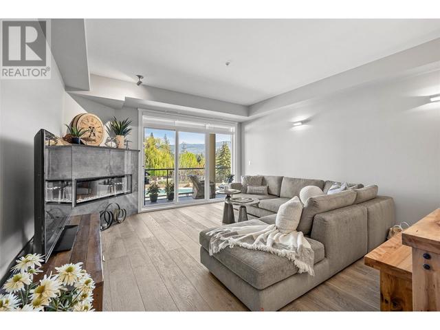 310 - 3865 Truswell Rd, Condo with 2 bedrooms, 2 bathrooms and 1 parking in Kelowna BC | Image 11