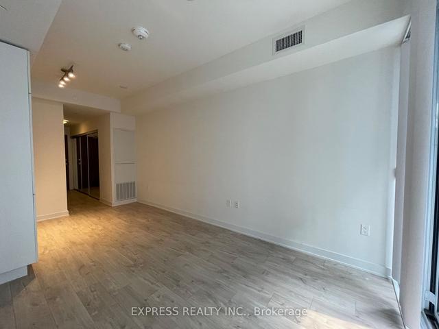 909 - 576 Front St W, Condo with 0 bedrooms, 1 bathrooms and 0 parking in Toronto ON | Image 8