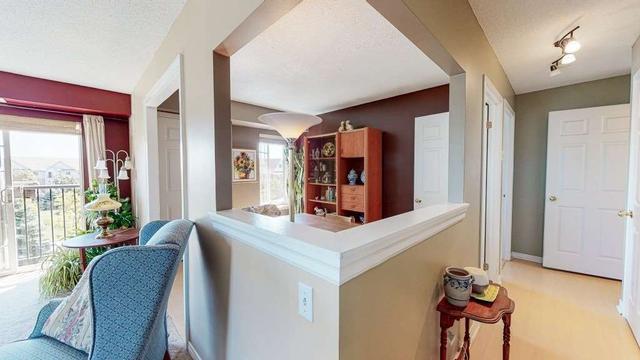 90 Aspen Springs Dr, Condo with 1 bedrooms, 1 bathrooms and 1 parking in Clarington ON | Image 3
