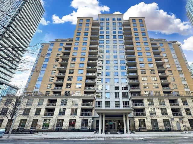 403 - 123 Eglinton Ave E, Condo with 2 bedrooms, 2 bathrooms and 1 parking in Toronto ON | Image 1