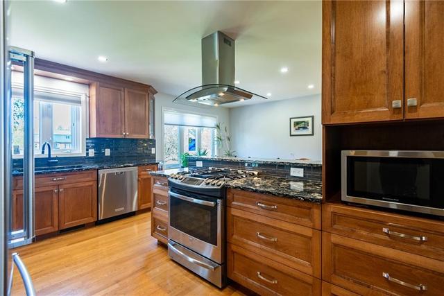184 Pleasantview Dr, House detached with 4 bedrooms, 3 bathrooms and 6 parking in Laurentian Valley ON | Image 13