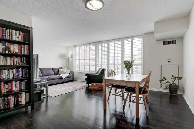 PH-14 - 300 Balliol St, Condo with 2 bedrooms, 2 bathrooms and 1 parking in Toronto ON | Image 6