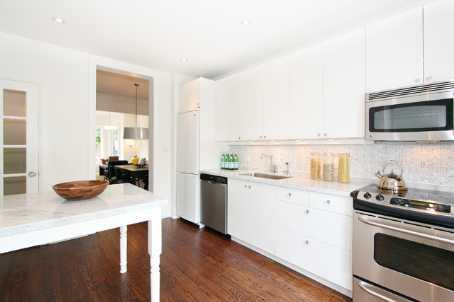 90 Argyle St, House attached with 3 bedrooms, 1 bathrooms and null parking in Toronto ON | Image 5