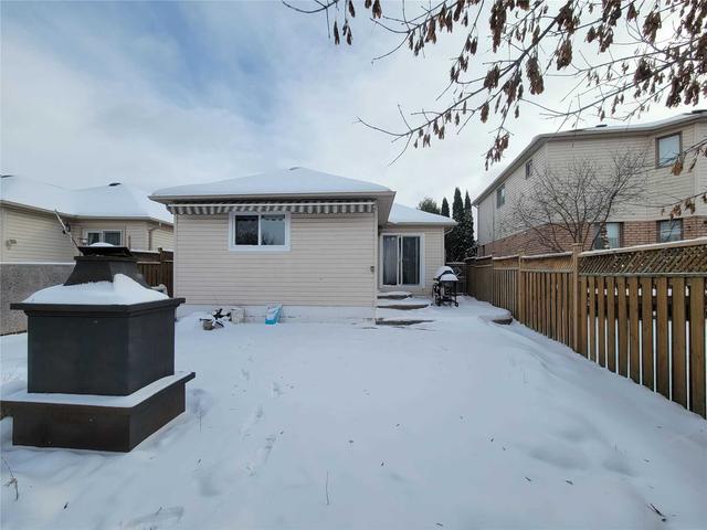 MAIN - 34 Gore Dr, House detached with 3 bedrooms, 1 bathrooms and 3 parking in Barrie ON | Image 15