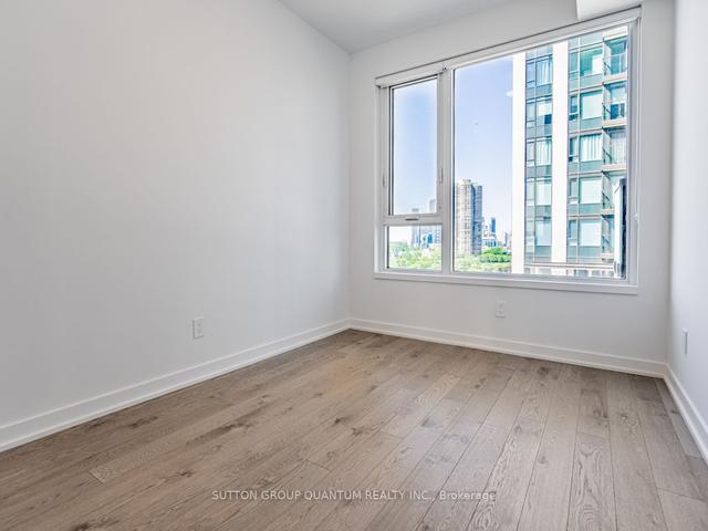 1209 - 1926 Lake Shore Blvd W, Condo with 3 bedrooms, 2 bathrooms and 1 parking in Toronto ON | Image 15