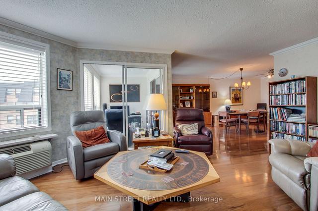 311 - 155 Main St N, Condo with 3 bedrooms, 3 bathrooms and 1 parking in Newmarket ON | Image 8