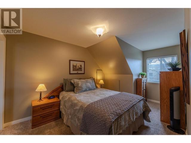 6016 Nixon Rd, House detached with 4 bedrooms, 3 bathrooms and 6 parking in Summerland BC | Image 66