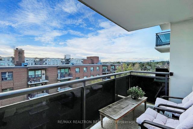 803 - 2245 Eglinton Ave E, Condo with 2 bedrooms, 1 bathrooms and 1 parking in Scarborough ON | Image 11