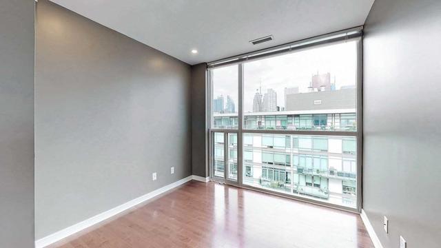 PH-16 - 230 King St E, Condo with 2 bedrooms, 1 bathrooms and 1 parking in Toronto ON | Image 4