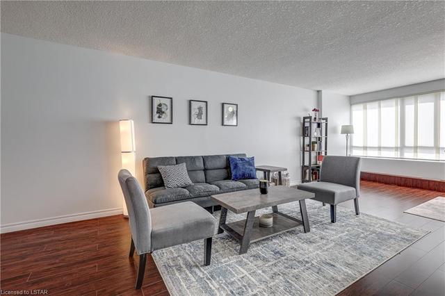 405 - 570 Proudfoot Lane, House attached with 2 bedrooms, 1 bathrooms and 1 parking in London ON | Image 13