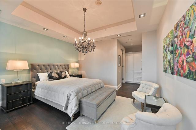 704 - 77 Charles St W, Condo with 2 bedrooms, 2 bathrooms and 2 parking in Toronto ON | Image 11
