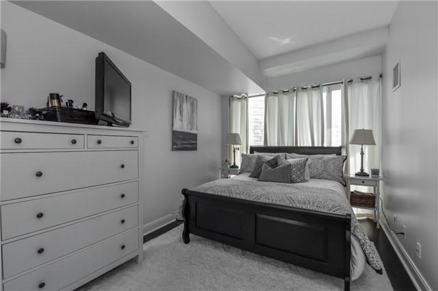 803 - 50 Absolute Ave, Condo with 1 bedrooms, 1 bathrooms and 1 parking in Mississauga ON | Image 11