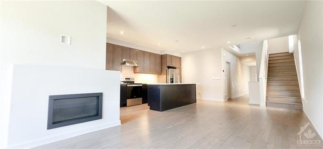 1029 Eider St, Townhouse with 3 bedrooms, 3 bathrooms and 2 parking in Ottawa ON | Image 10