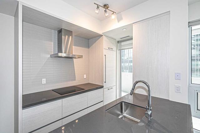 909 - 2221 Yonge St, Condo with 2 bedrooms, 2 bathrooms and 1 parking in Toronto ON | Image 27