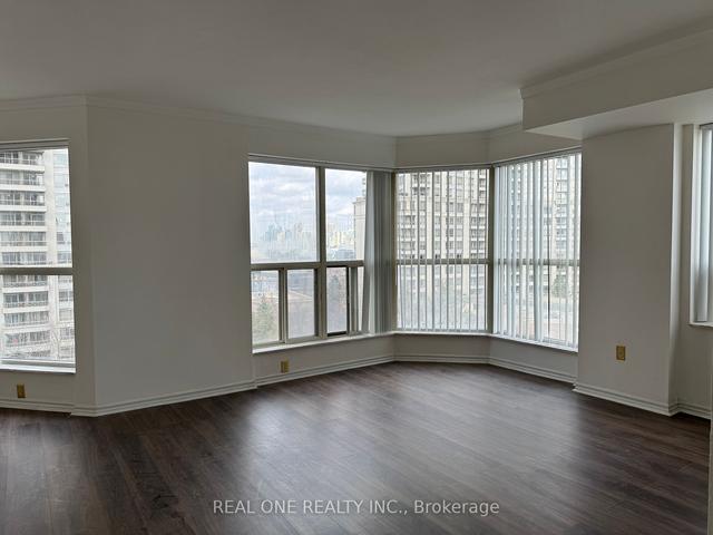 909 - 325 Webb Dr, Condo with 2 bedrooms, 2 bathrooms and 1 parking in Mississauga ON | Image 19