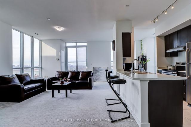 1611 - 1346 Danforth Rd, Condo with 2 bedrooms, 2 bathrooms and 1 parking in Toronto ON | Image 34