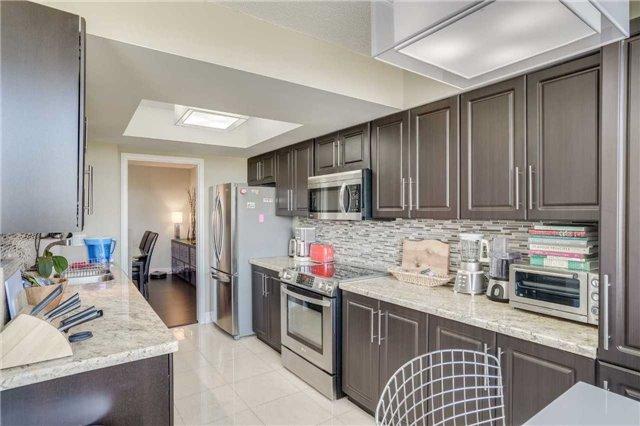 909 - 40 Richview Rd, Condo with 1 bedrooms, 1 bathrooms and 1 parking in Etobicoke ON | Image 4