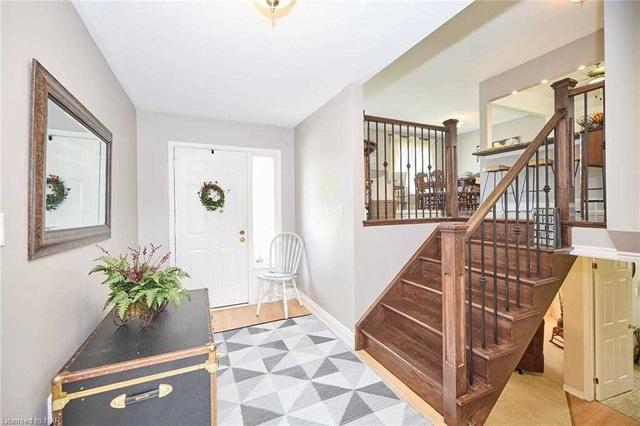 885 Clare Ave, House detached with 3 bedrooms, 2 bathrooms and 3 parking in Welland ON | Image 11