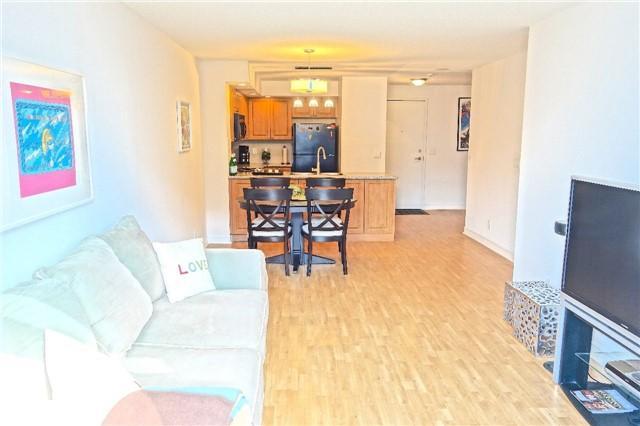 909 - 33 Cox Blvd, Condo with 1 bedrooms, 1 bathrooms and 1 parking in Markham ON | Image 3