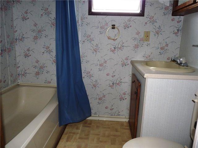 0 17 Hwy, Home with 1 bedrooms, 1 bathrooms and 10 parking in Nipissing, Unorganized, North Part ON | Image 9