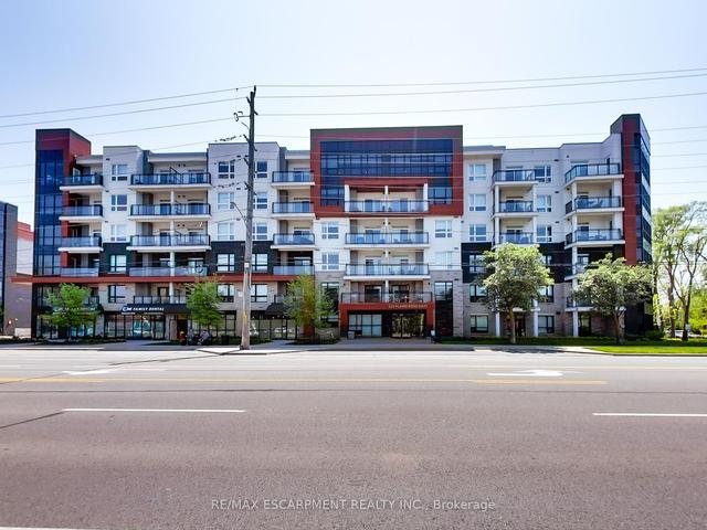 310 - 320 Plains Rd E, Condo with 2 bedrooms, 2 bathrooms and 1 parking in Burlington ON | Image 1