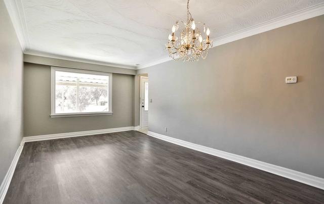 909 Islington Ave, House detached with 2 bedrooms, 2 bathrooms and 3 parking in Etobicoke ON | Image 26