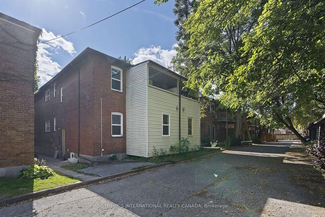 MAIN - 28 Strathgowan Ave, House detached with 1 bedrooms, 1 bathrooms and 1 parking in Toronto ON | Image 6