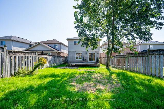 347 Hidden Creek Dr, House detached with 3 bedrooms, 3 bathrooms and 2 parking in Kitchener ON | Image 27