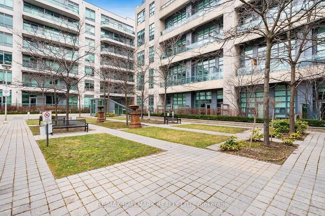 211 - 380 Macpherson Ave, Condo with 2 bedrooms, 2 bathrooms and 1 parking in Toronto ON | Image 15